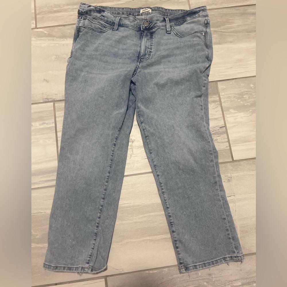 Maurices Short Light Gray Straight Jeans